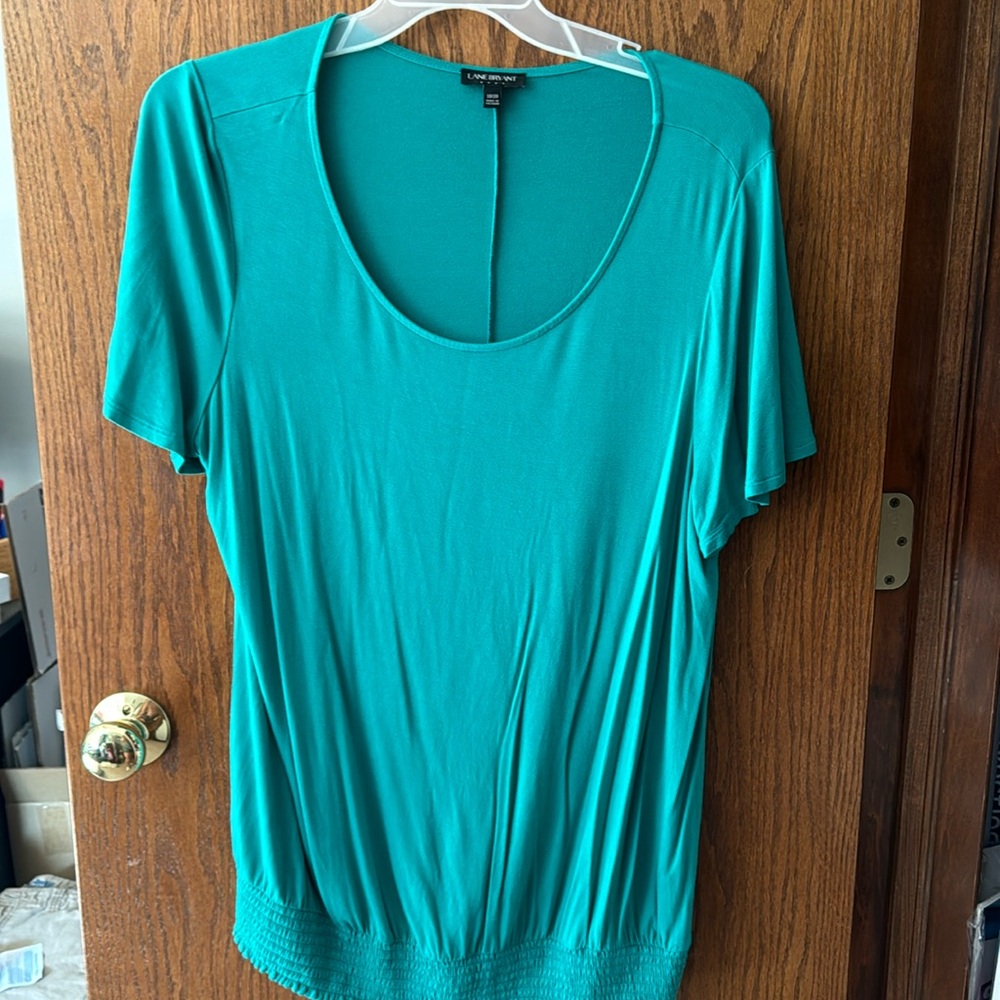 Lane Bryant 18/20 green shirt